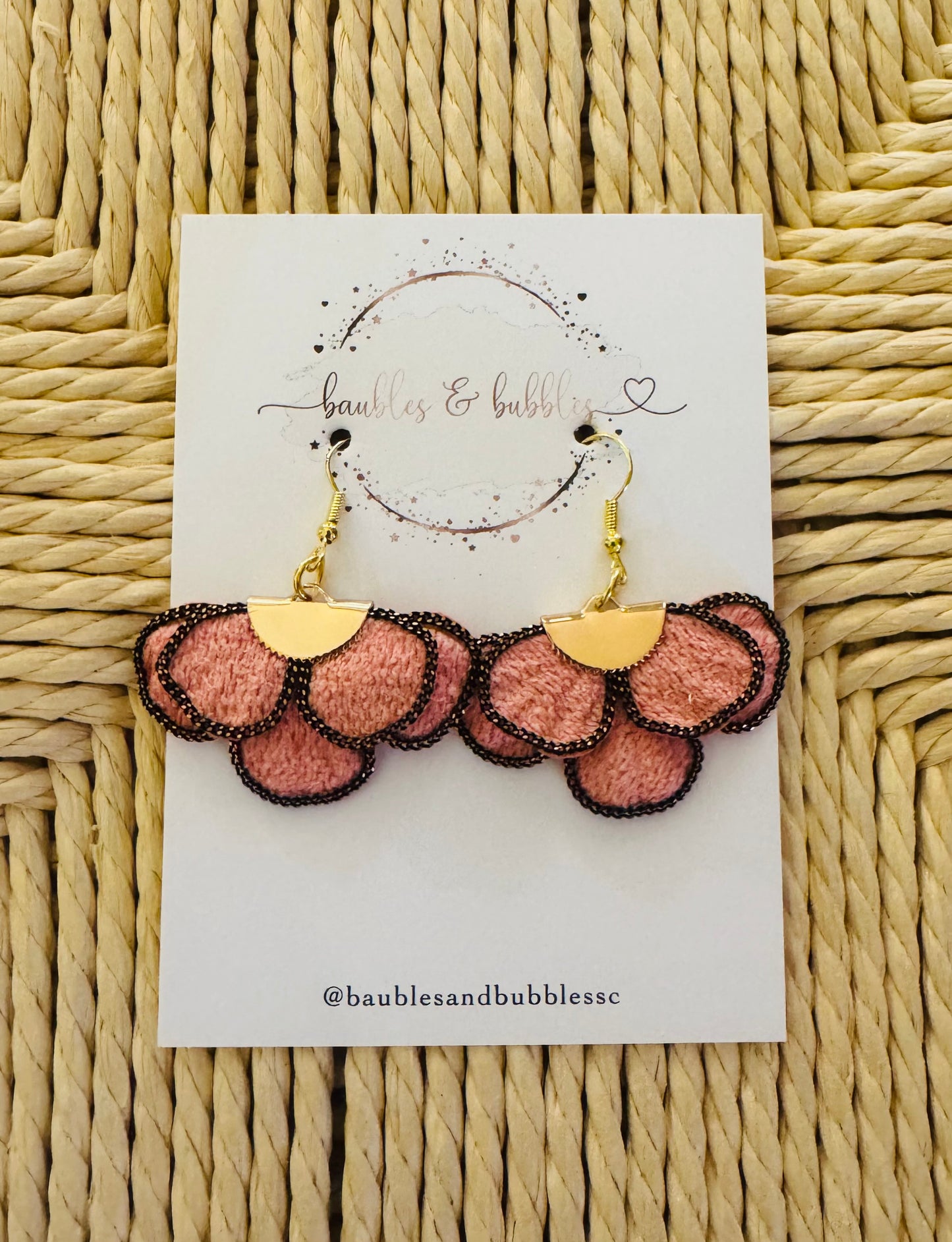 Pretty Petals - Rose