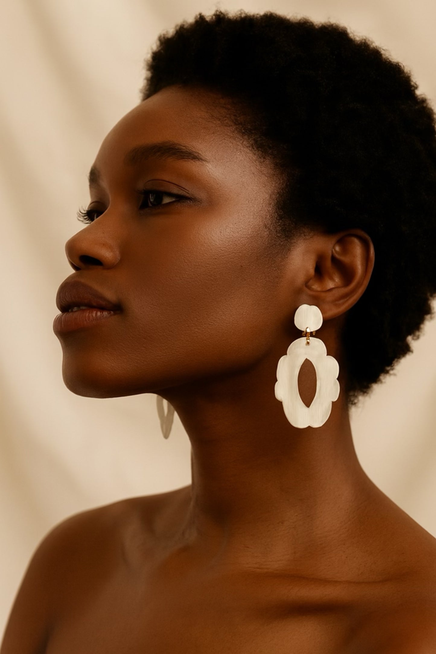 Bold Bloom - Small Pearl