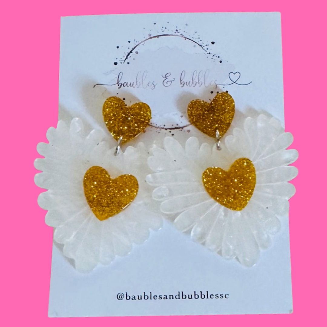 Scalloped and Glitter Heart