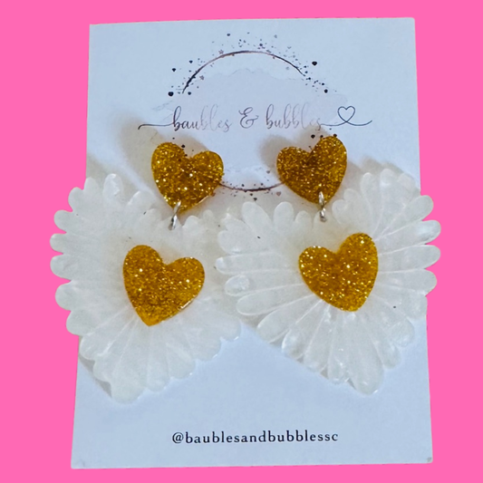Scalloped and Glitter Heart